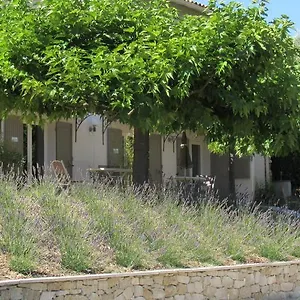 https://la-sidoine.fr-provencehotel.com